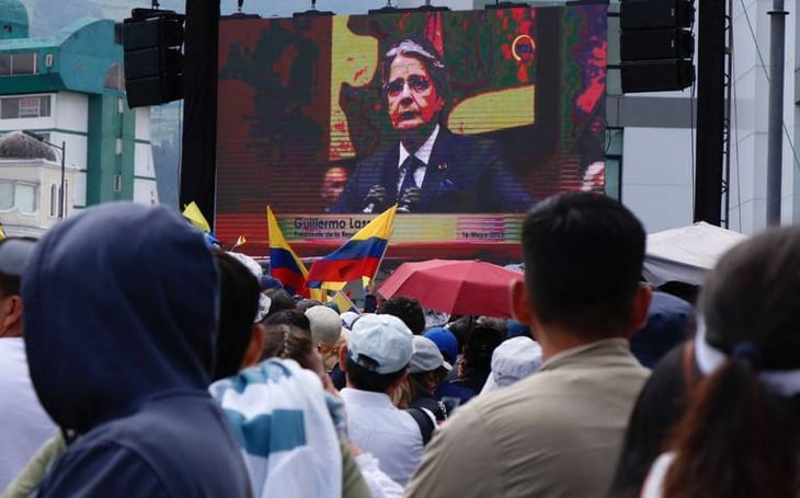 Presidente de Ecuador disuelve al Congreso por crisis política