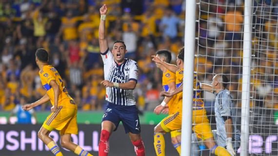 Ramos Rizo avala polémico gol de Monterrey en el Clásico Regio