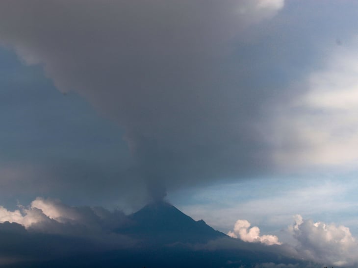 Puebla regresa a clases virtuales por actividad en Volcán