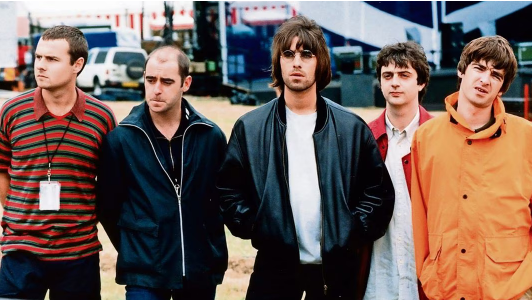 El triunfo de un partido de fútbol definiría el regreso de Oasis y la reconciliación de los hermanos Gallagher