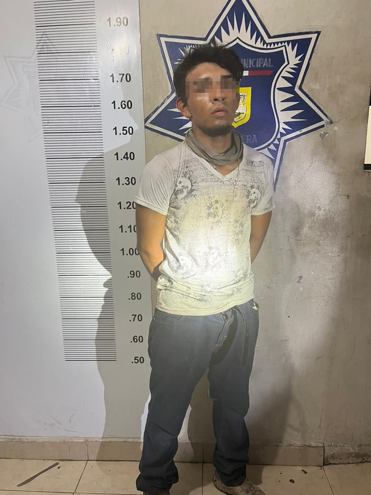 Policía detiene a ladrón que robaba cable de Telmex