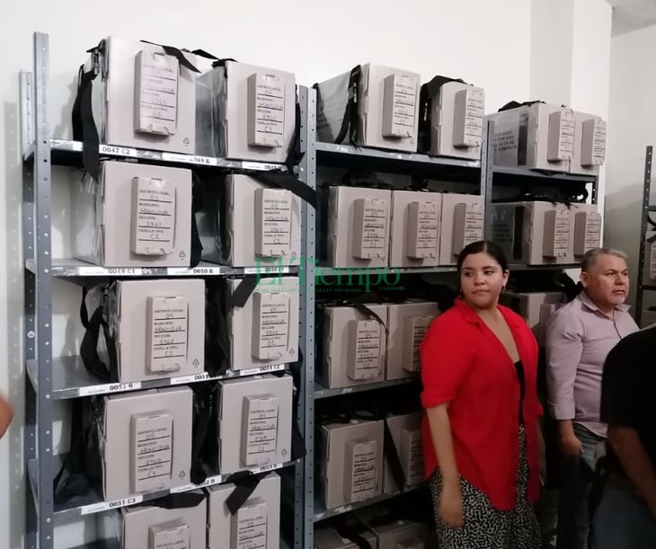 Boletas y paquetes electorales son trasladados al INE tras incendio en el IEC
