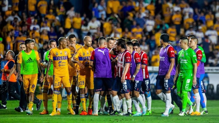 ¿Por qué el 0-0 fue lo mejor que pudo pasar en la ida Tigres vs Chivas? 