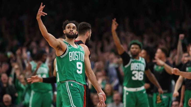 Celtics aprovechan pérdidas del Heat; Derrick White, mención aparte