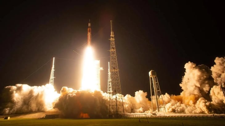 El cohete SLS de la NASA va con seis años de retraso y su presupuesto se ha descontrolado