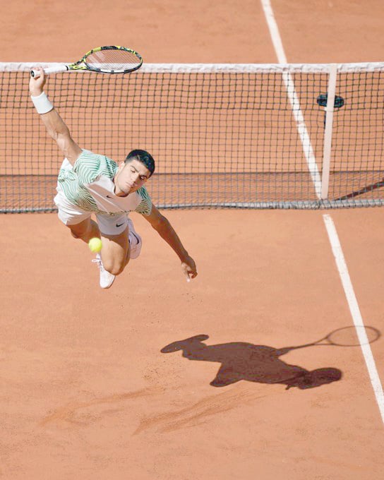 Roland Garros: Carlos Alcaraz arrolló a Taro Daniel para llegar a la tercera ronda