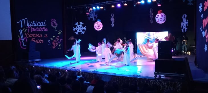 Pintorescos Famosos se estrena en el teatro del IMSS