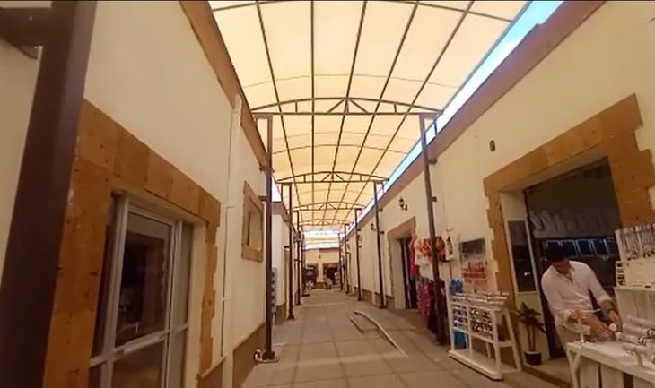 Mercado Zaragoza ya cuenta con sombra en sus pasillos