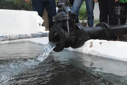 La ola de calor dispará el consumo de agua en R. Arizpe