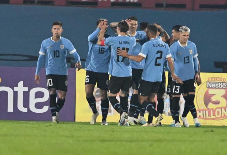 Marcelo Bielsa debutó como técnico de Uruguay con un contundente 4-1 ante Nicaragua