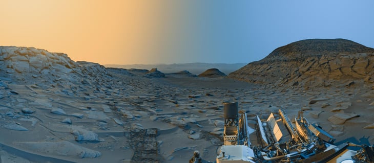 El róver Curiosity captura la mañana y la tarde de Marte en una sola imagen