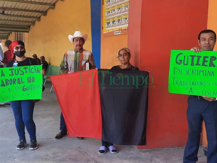Empleada de tienda Gutiérrez protesta por despido injustificado