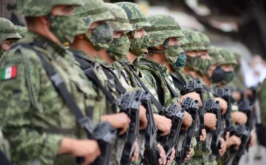 Proponen que EU entrene al Ejército de México para desmantelar cárteles 