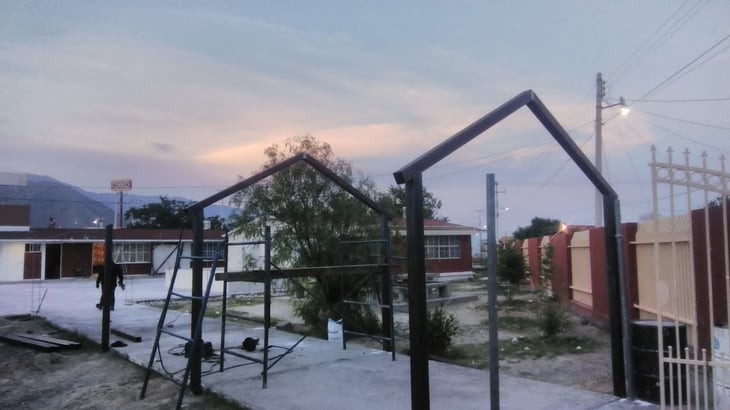 Ayuntamiento de Cuatro Ciénegas inicia techo escolar 