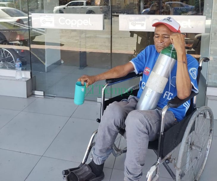 Obrero de AHMSA pide caridad para oxígeno y un taquito