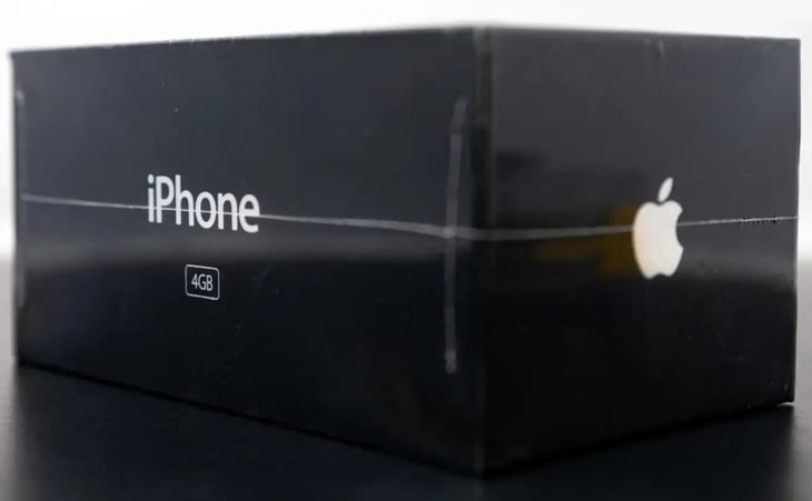 Este raro iPhone original con 4GB de memoria podría superar los 100,000 dólares en subasta