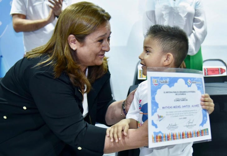 DIF municipal celebra graduaciones en los cinco centros infantiles de la ciudad