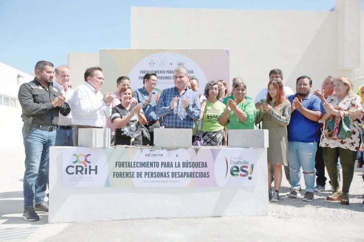 Gobernador Riquelme Solís reconoce la labor del CRIH