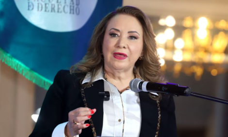 'Soy una mujer de leyes': ministra Yasmín Esquivel