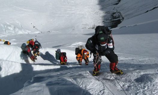 Everest: Los 4 accidentes mortíferos en la historia de la montaña más alta del mundo
