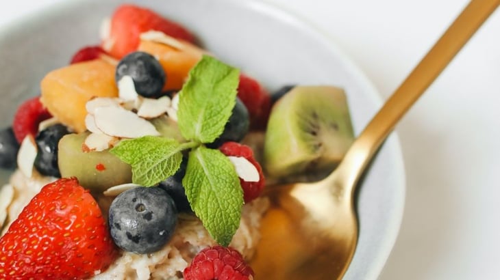 ¿Qué desayunar si tengo colesterol alto? 5 recetas saludables
