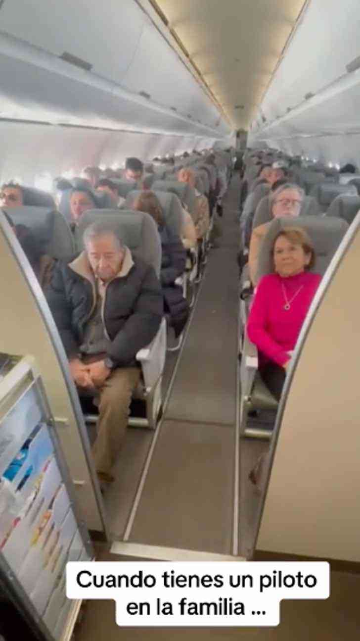 Este piloto de avión dedicó unas conmovedoras a sus padres y abuelos que iban en su vuelo