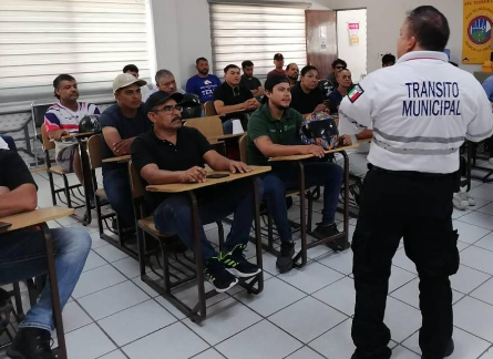 Motociclistas de Torreón responden de manera positiva al curso de conducción defensiva y preventiva