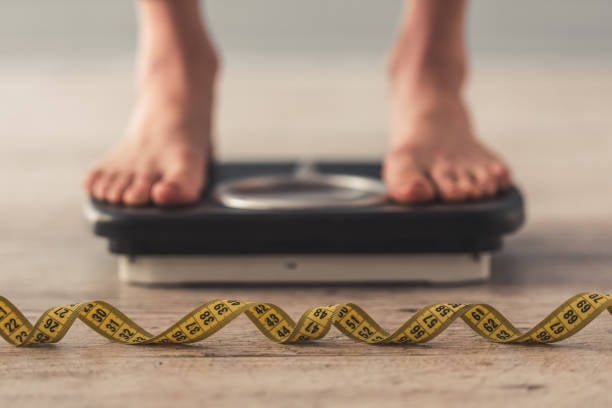¿Es cierto o falso que perder peso se vuelve más difícil con el paso de los años?