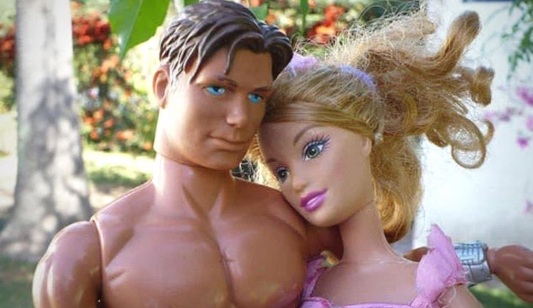 ¿Max Steel, novio de Barbie? Internautas olvidan a Ken y recuerdan a las 'parejas verdaderas' de la muñeca