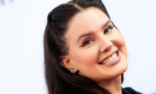 Lana del Rey: Posponen conciertos de la famosa en Monterrey y Guadalajara