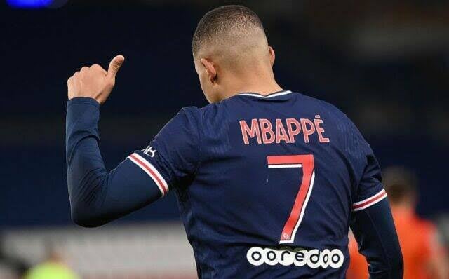 El Barcelona niega cualquier contacto con el PSG para fichar a Mbappé