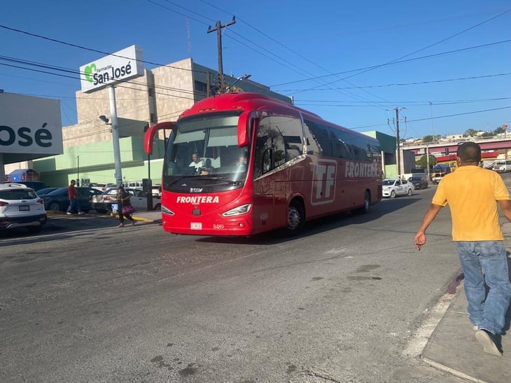 Autobuses Frontera sigue dando servicio al IMSS pese a accidente 