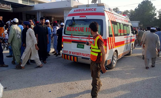 Sube a 35 el número de muertos y a 130 el de heridos en un atentado en Pakistán