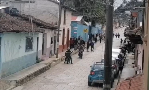 Suman 17 los detenidos por enfrentamientos en San Cristóbal de las Casas