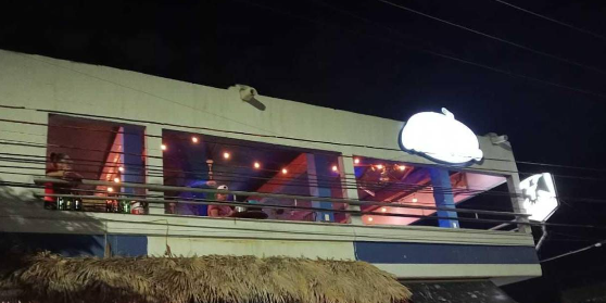 Restaurante de la colonia Nueva California de Torreón clausurado por venta de alcohol a menores