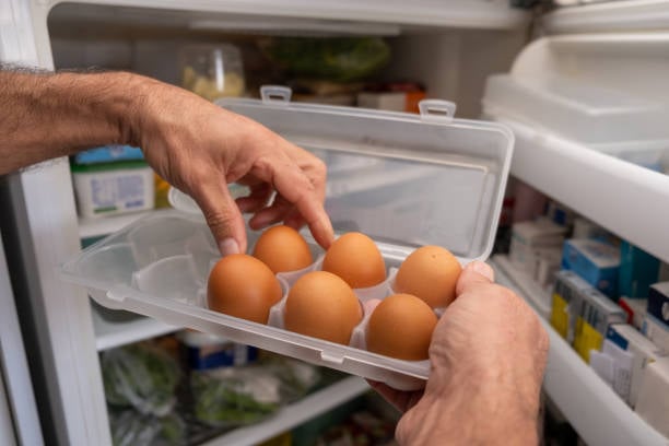 ¿Los huevos se deben refrigerar o no? Aquí la respuesta