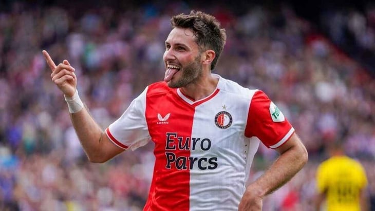 Santi Giménez renovó con Feyenoord hasta 2027