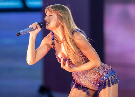 Taylor Swift tuvo un momento tierno con la hija de Kobe Bryant en su concierto