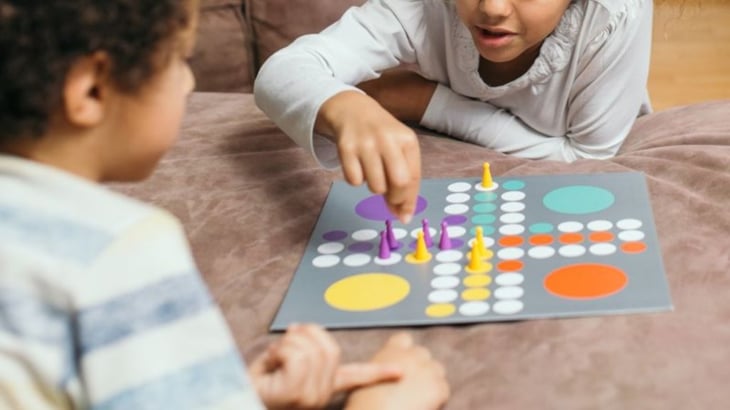 Los juegos de mesa pueden esculpir las habilidades matemáticas de los niños
