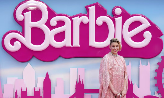 'Barbie': Greta Gerwig se convierte en la única directora en generar más de mil mdd en taquilla