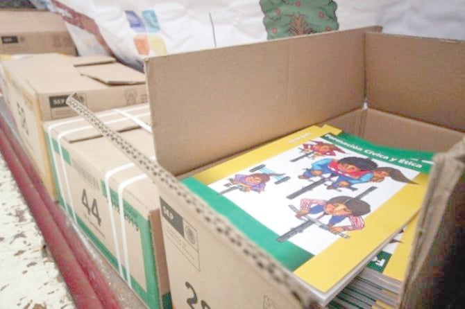 4 Estados se suman a Coahuila; tampoco  distribuirán libros 