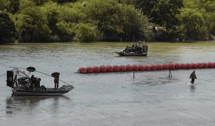 Realizan recorridos terrestres y en aerobote por zona de boyas en el Río Bravo