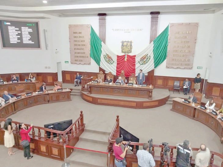 El Congreso exhibe opacidad de todos los municipios de Coahuila