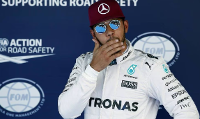 Lewis Hamilton alza la voz y pide la incorporación de pilotos mujeres a la Fórmula 1