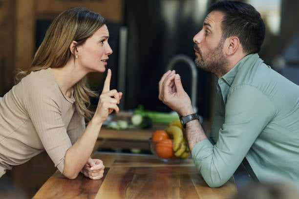 Consejos para hablar con tu pareja sin discutir