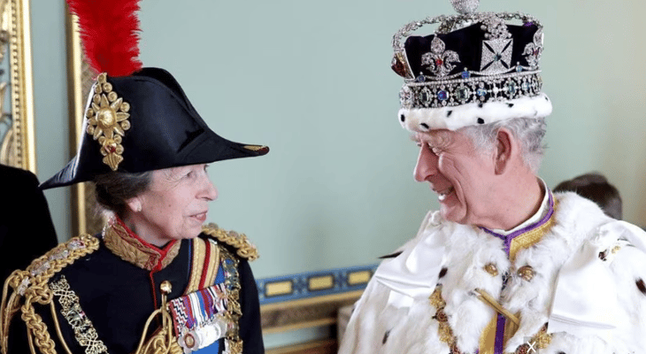Así es la relación hoy del Rey Carlos III con su hermana, la princesa Ana