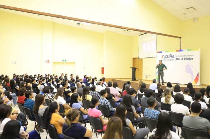 Presidencia de Acuña ofrece conferencia de emprendimiento para jóvenes