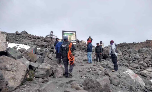 Rescatan cuerpos de los 4 alpinistas muertos al escalar el Pico de Orizaba