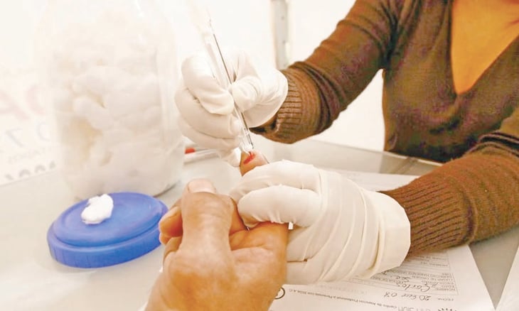 Cofepris autoriza ensayo clínico para tratamiento contra VIH