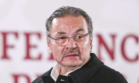 Octavio Romero se queda como director de Pemex; no participará por un cargo en 2024: AMLO